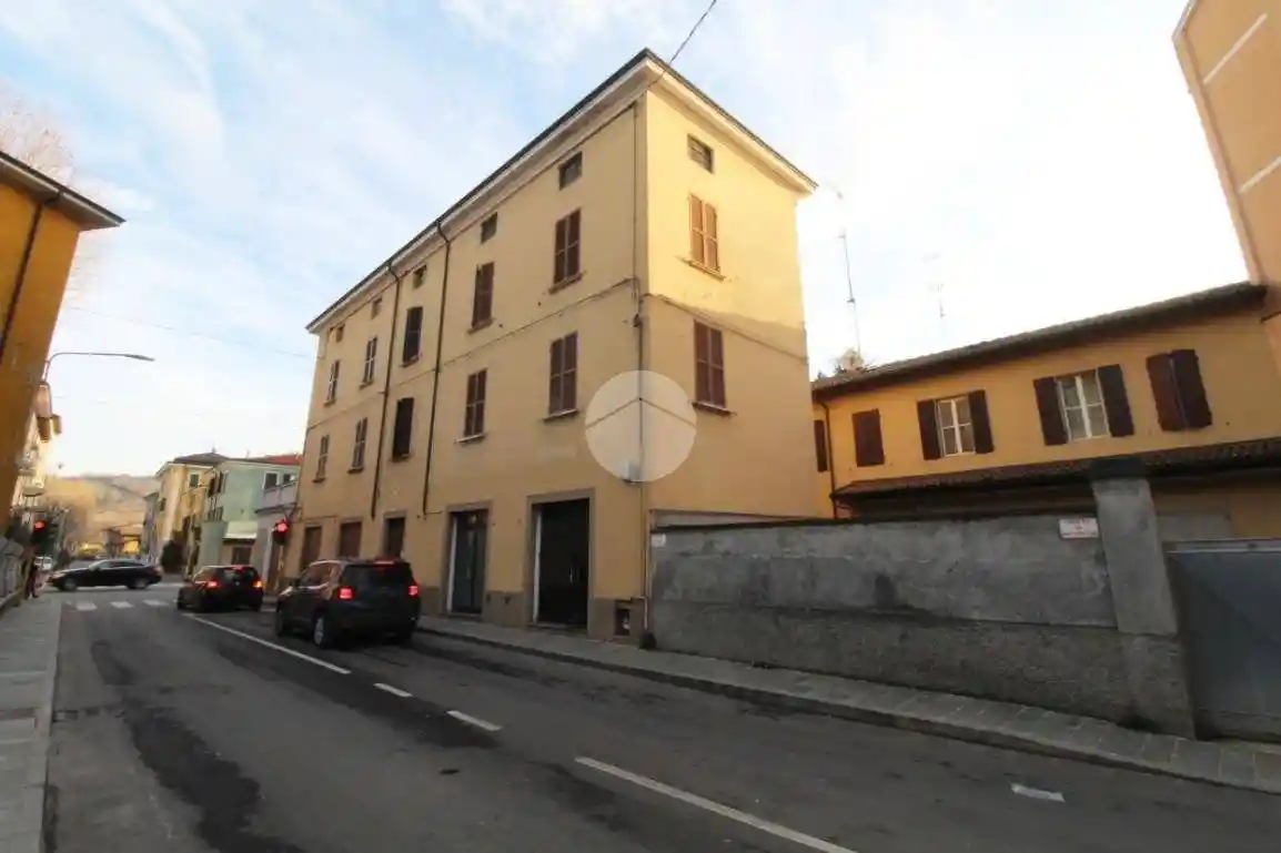 Appartamento in vendita a Langhirano