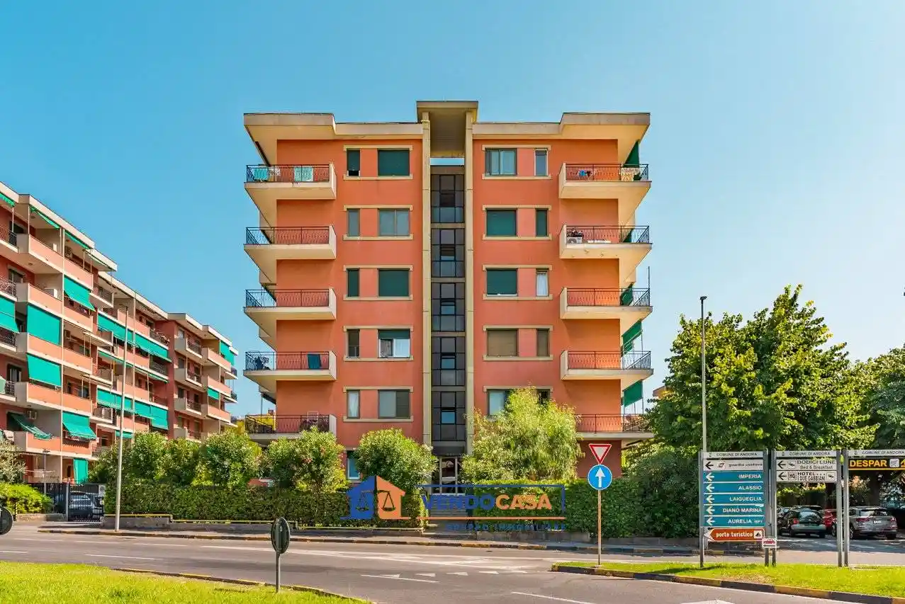 Appartamento in vendita a Andora