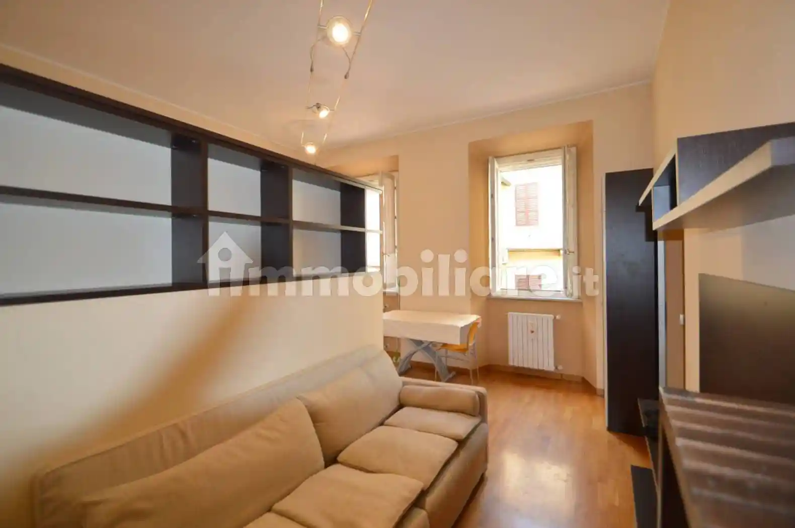 Appartamento in vendita a Pavia