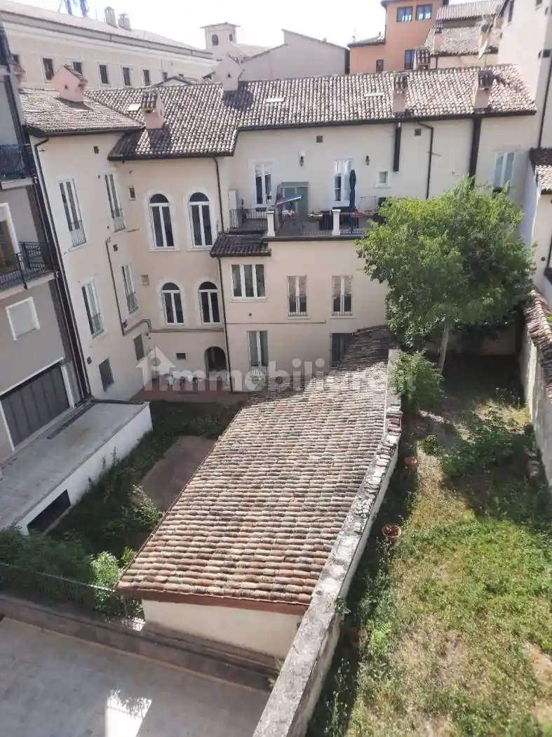 Appartamento in vendita a L'Aquila