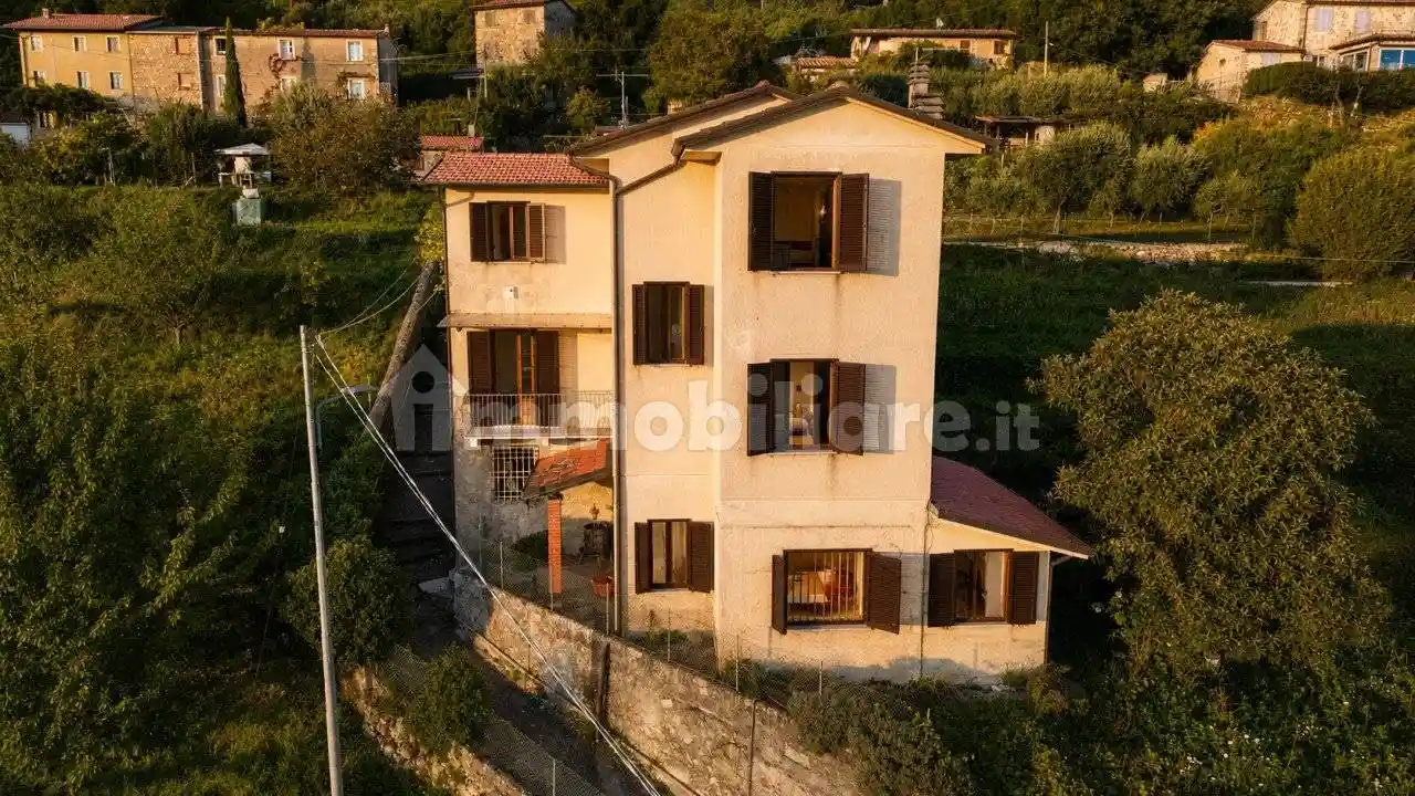 Villa in vendita a Pietrasanta
