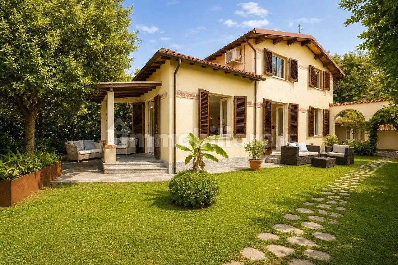 Villa in vendita a Pietrasanta