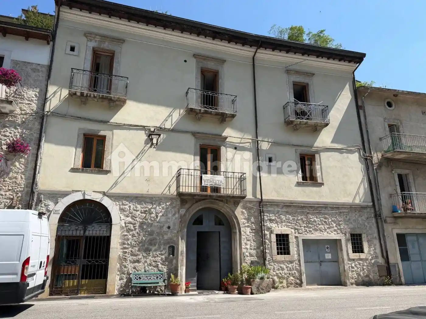 Palazzo - Edificio in vendita a Villetta Barrea