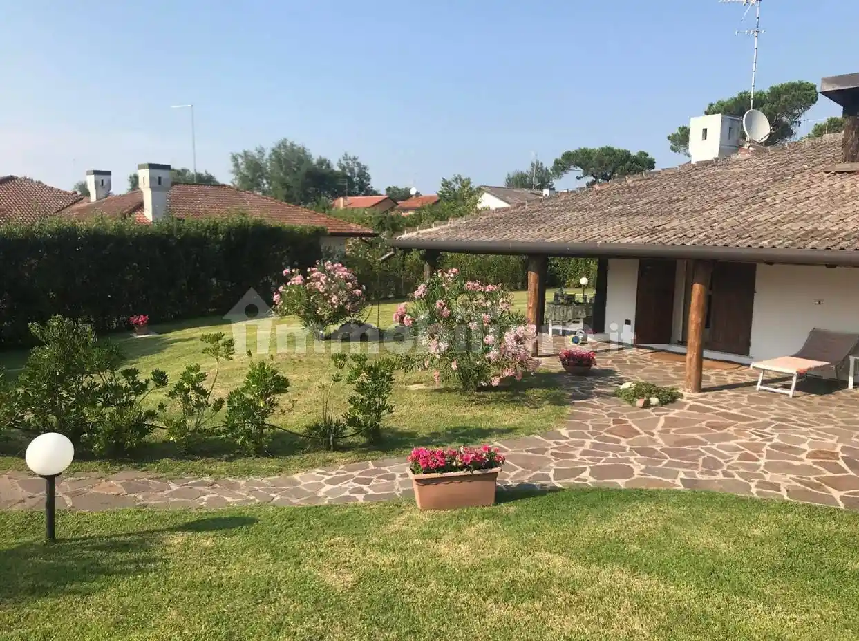 Villa in vendita a Rosolina