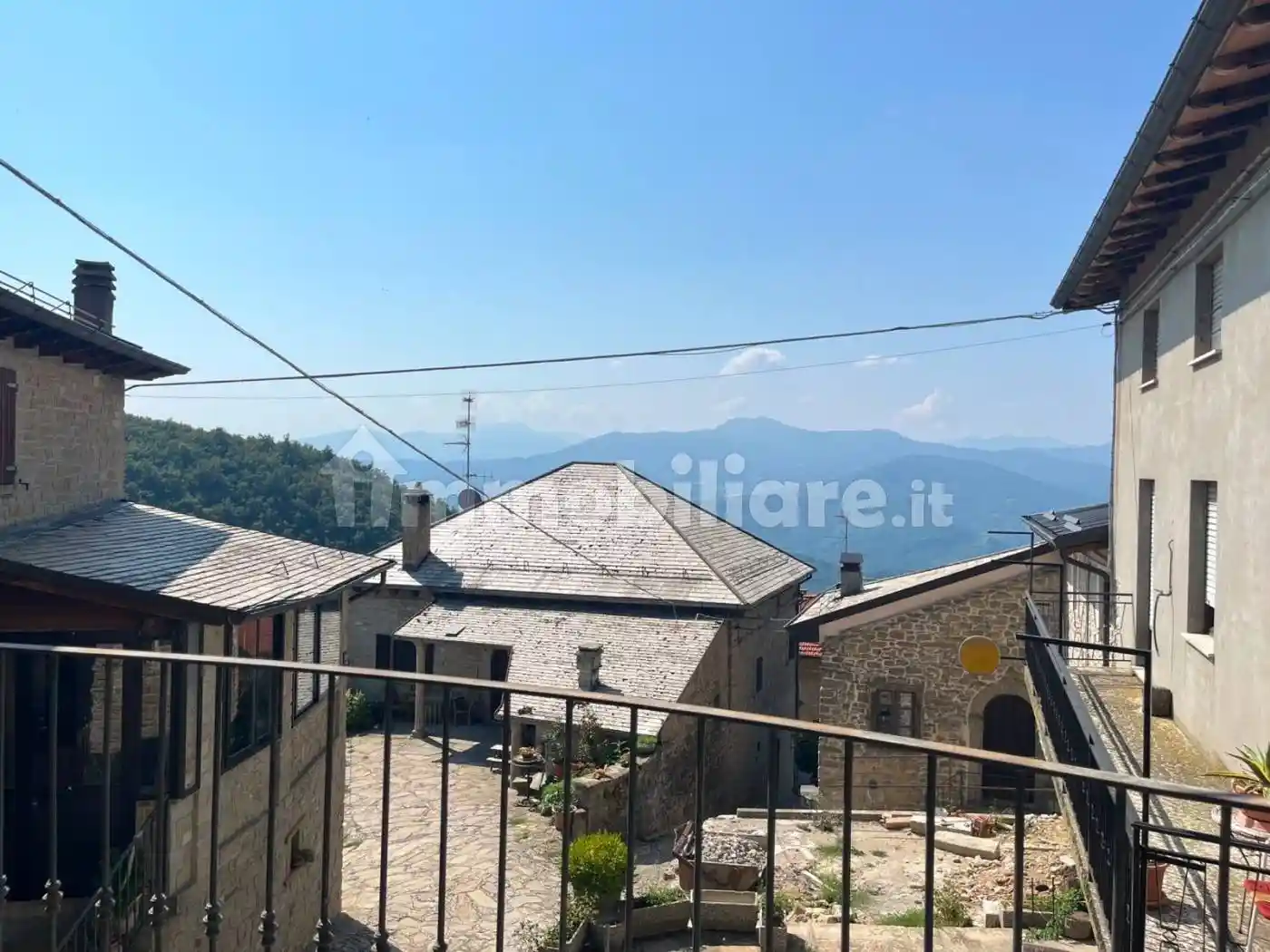 Rustico - Casale in vendita a Tizzano Val Parma