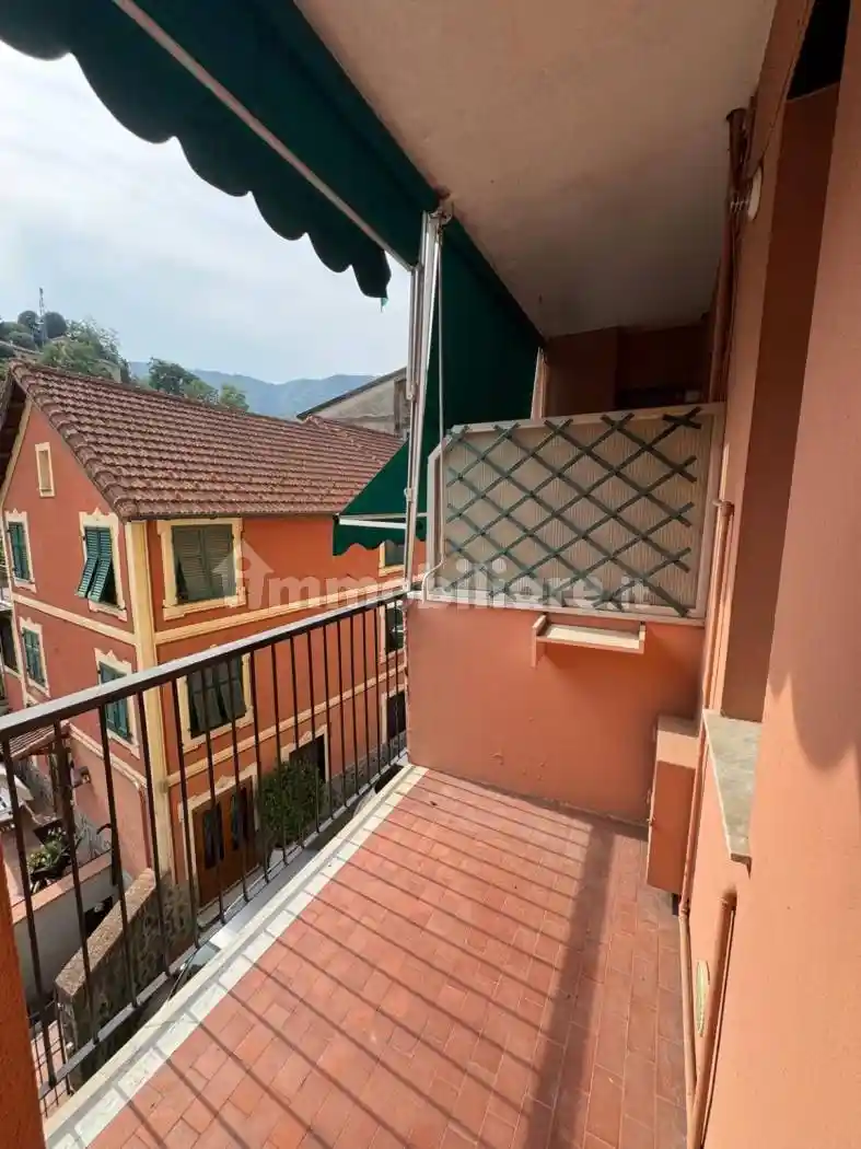 Appartamento in vendita a Campomorone