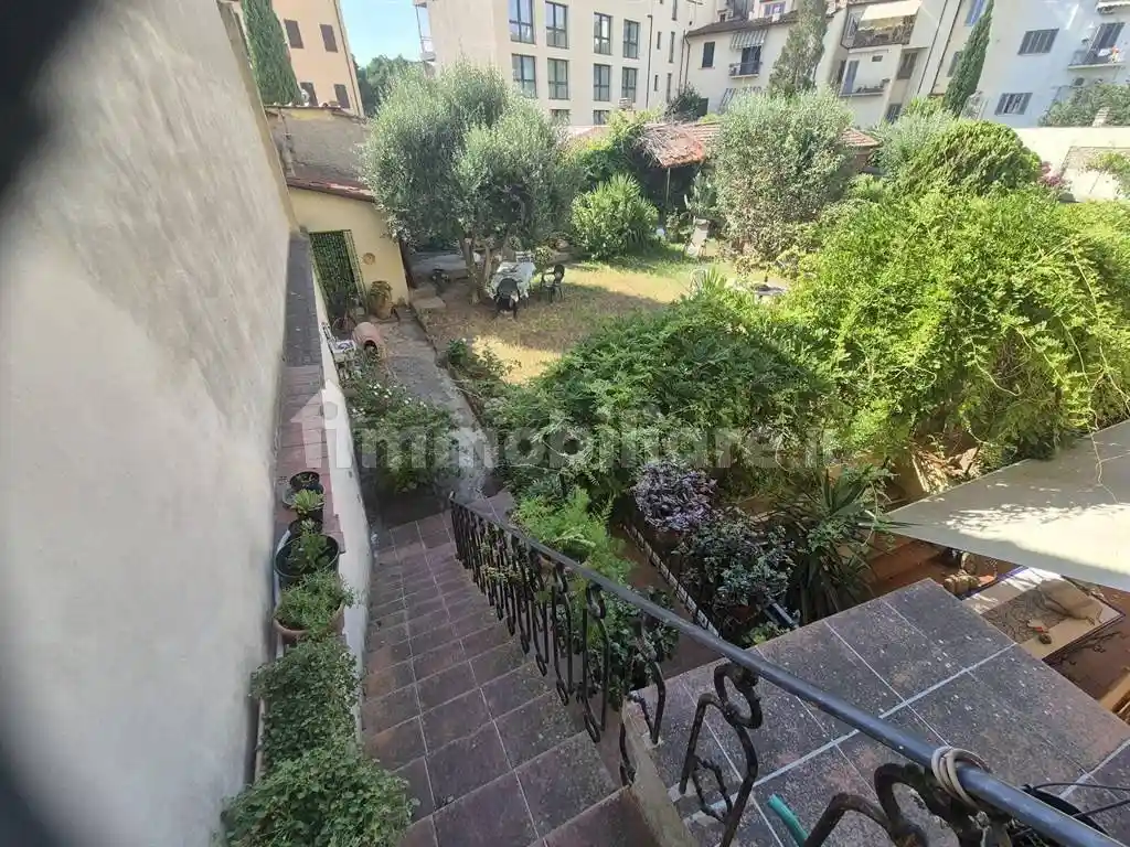 Appartamento in vendita a Firenze