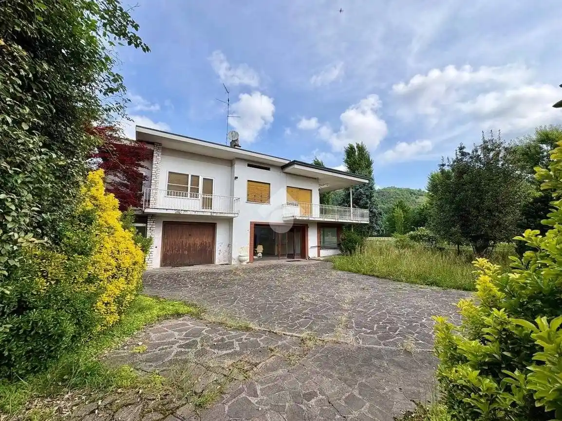 Casa indipendente in vendita a Follina