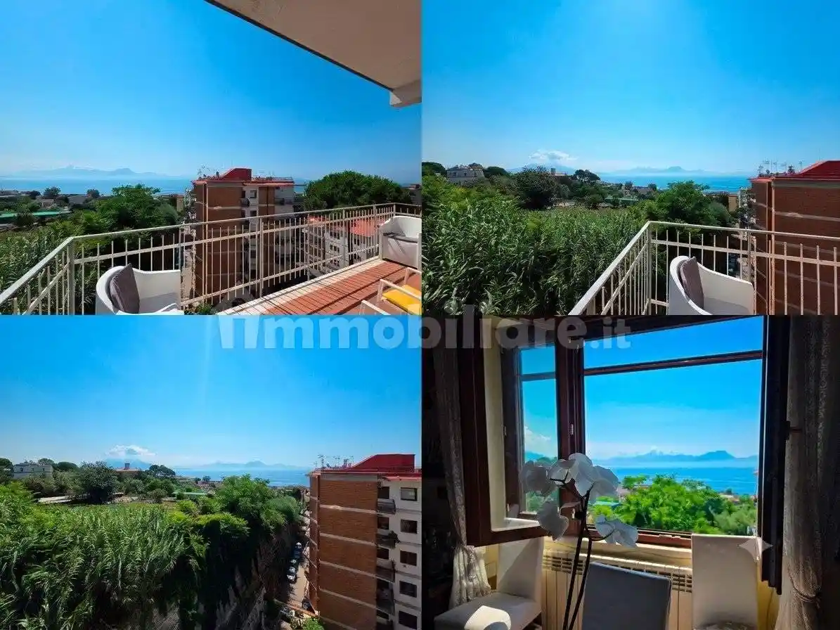 Appartamento in vendita a Napoli