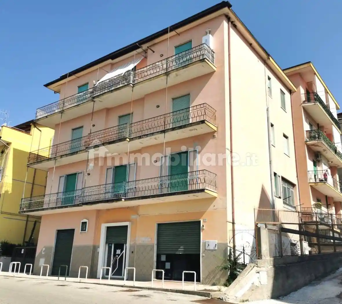 Appartamento in vendita a Montecorvino Rovella