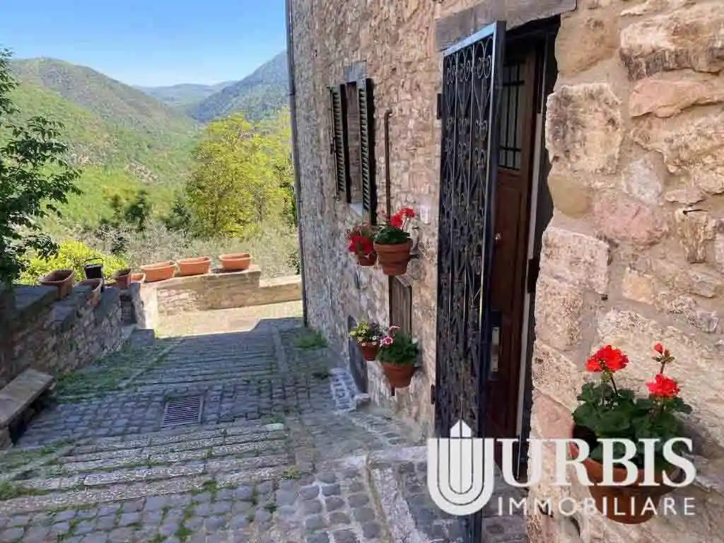 Appartamento in vendita a Assisi