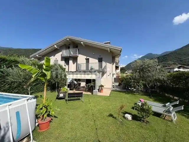 Villa in vendita a Ala