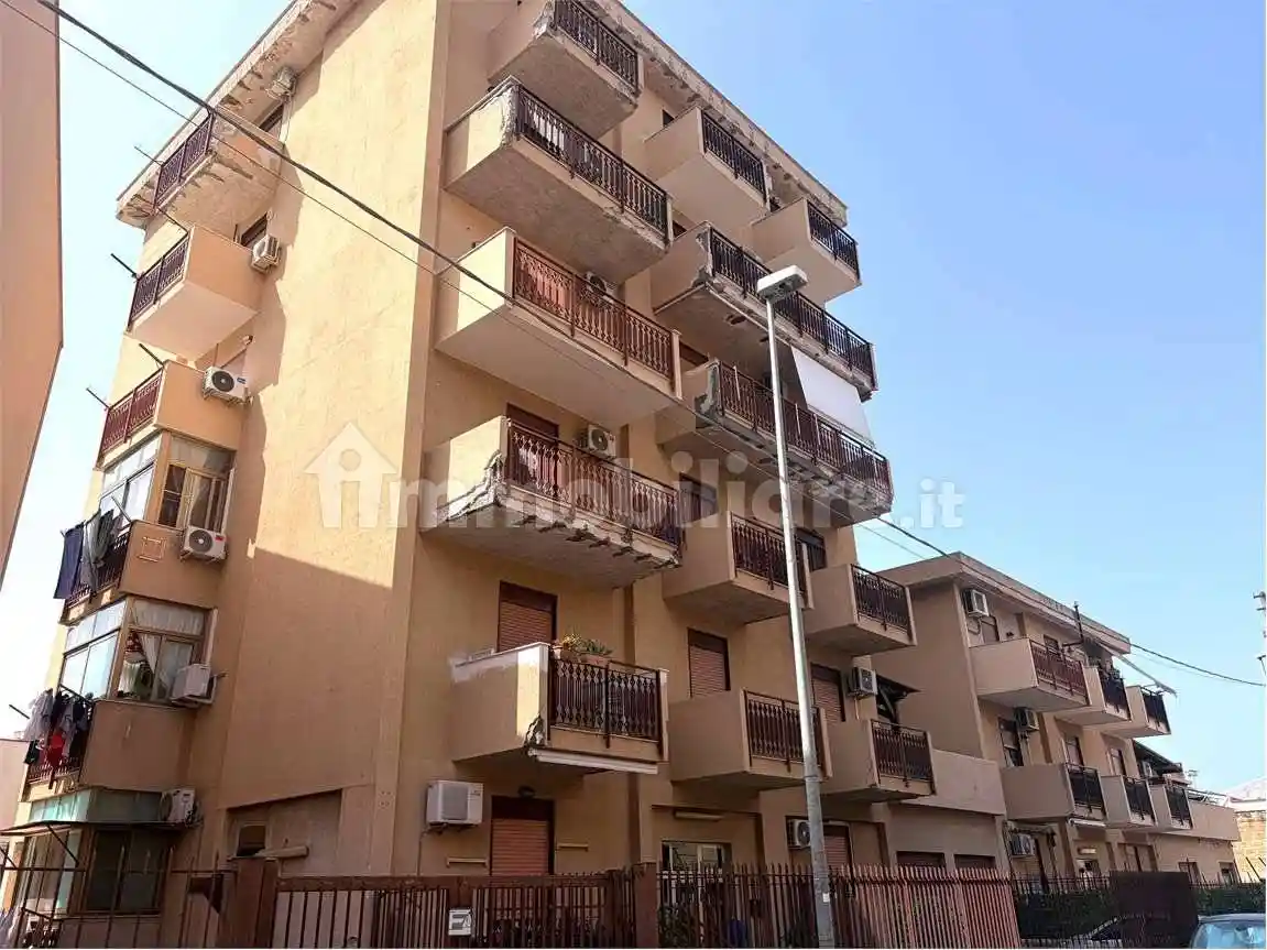 Appartamento in vendita a Palermo