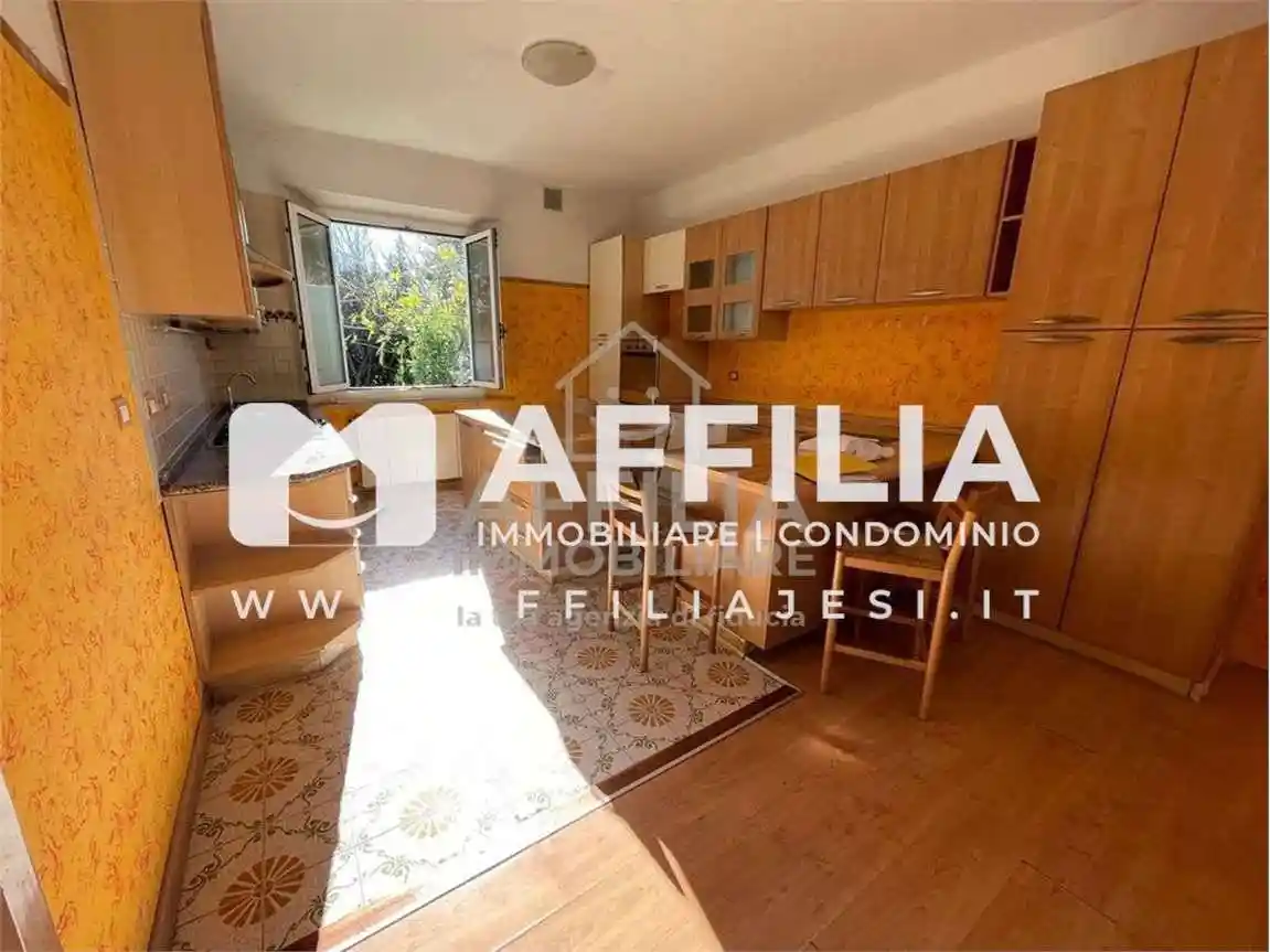 Appartamento in vendita a Castelbellino
