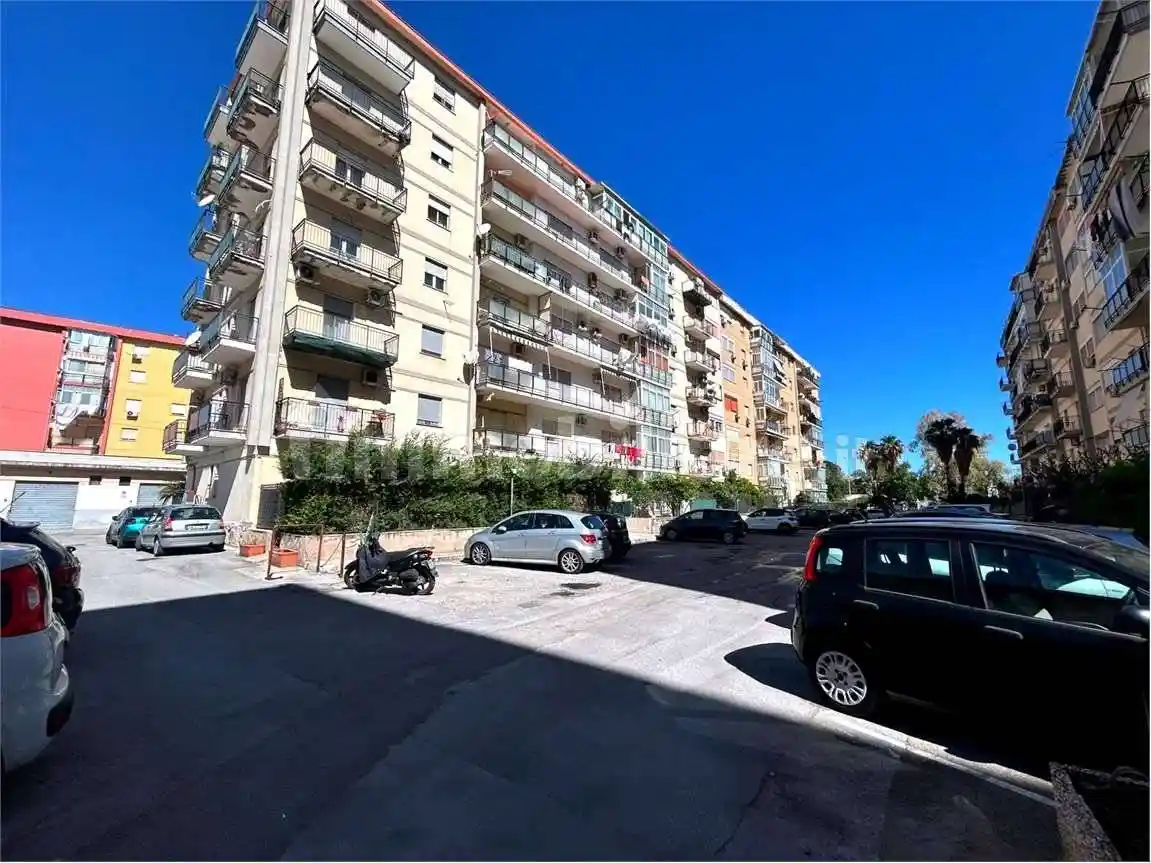 Appartamento in vendita a Palermo