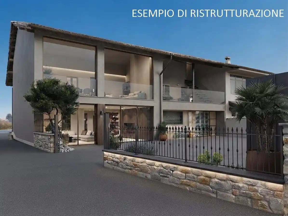 Rustico - Casale in vendita a Rovato