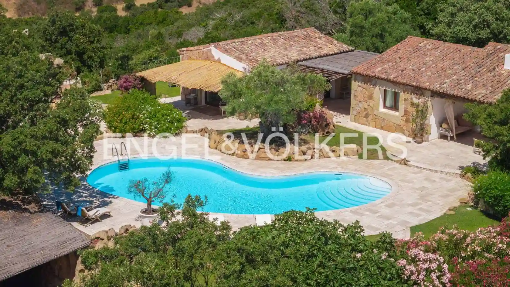 Villa - foto 2