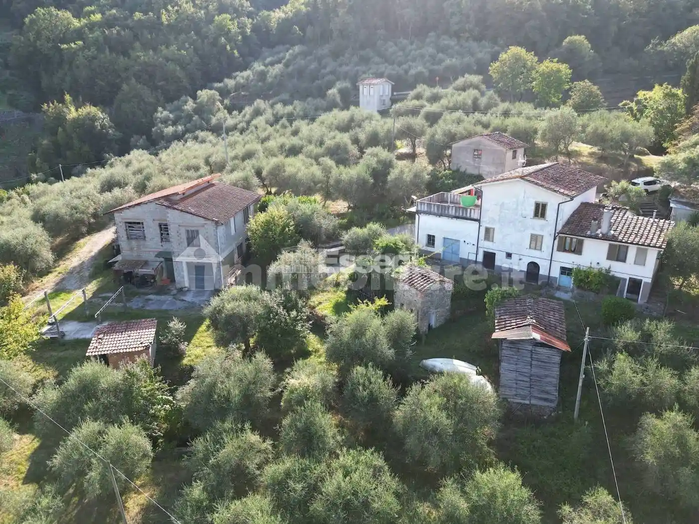 Rustico - Casale in vendita a Lucca