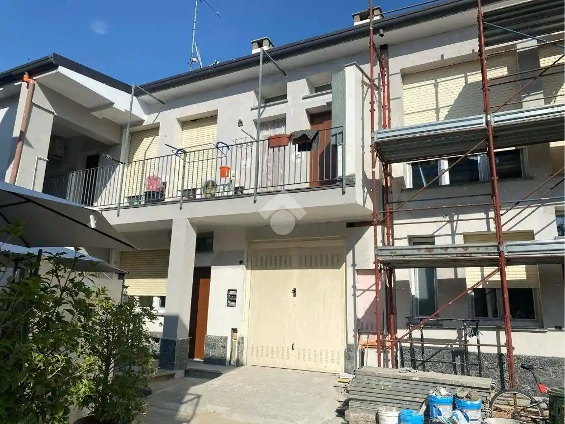 Rustico - Casale in vendita a Ossona