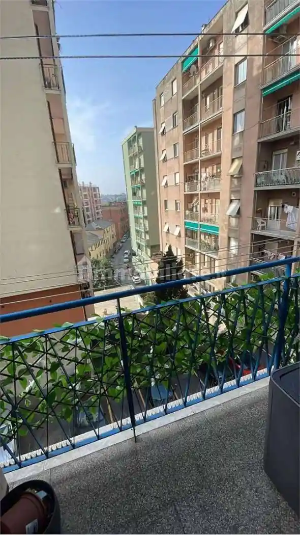 Appartamento in vendita a Genova