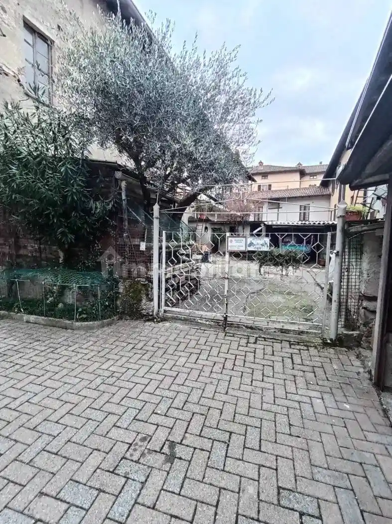 Casa indipendente in vendita a Sirone