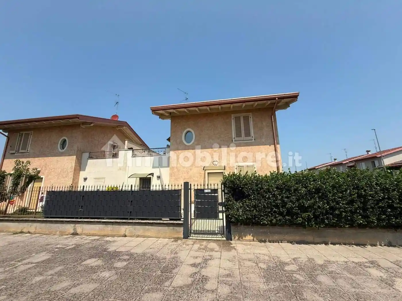Villetta a schiera in vendita a Verolavecchia