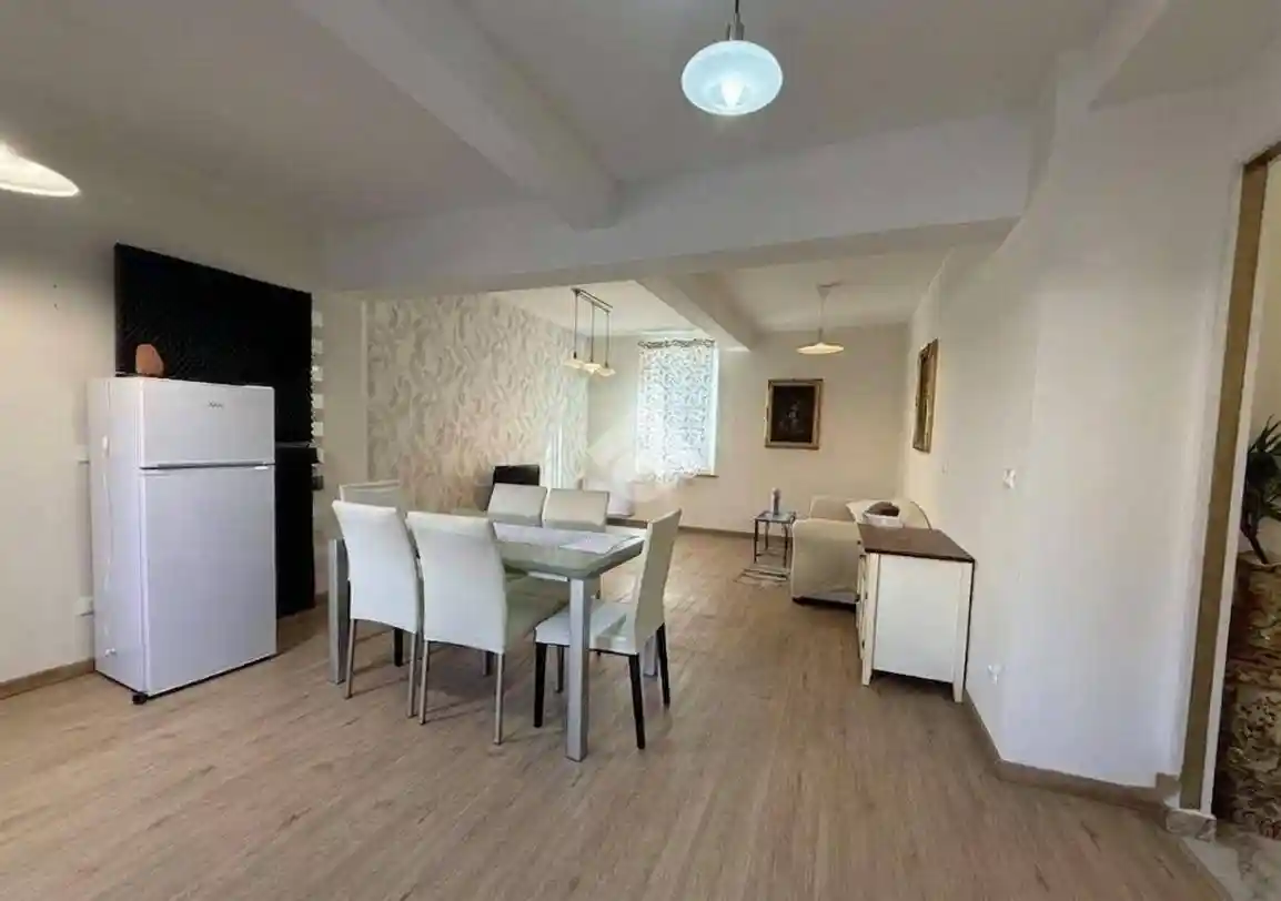 Casa indipendente in vendita a Traversetolo