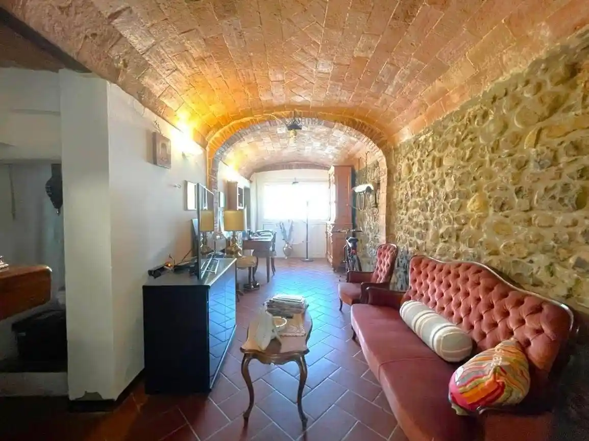 Casa indipendente in vendita a Scandicci