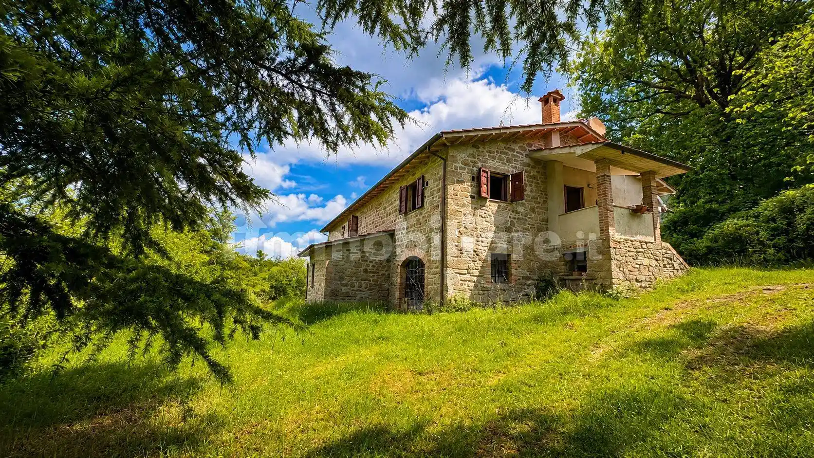 Rustico - Casale in vendita a Valfabbrica