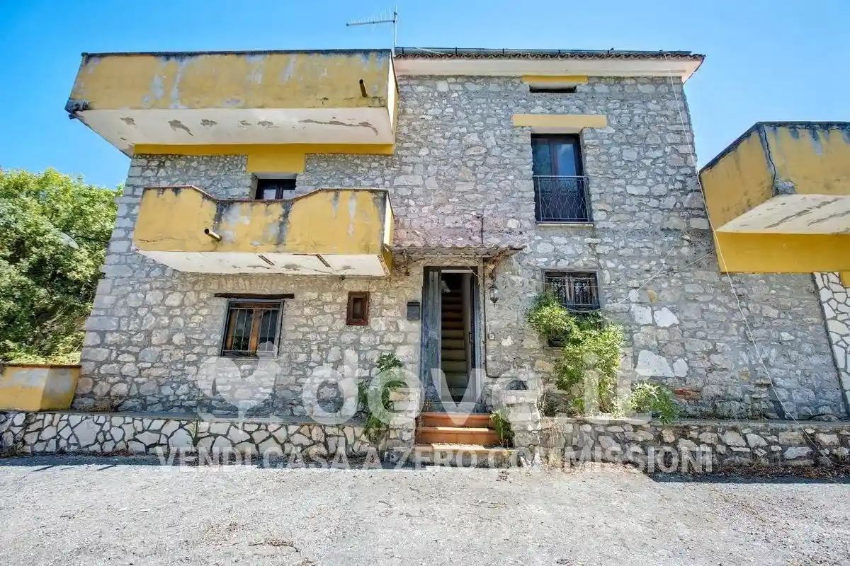 Rustico - Casale in vendita a Amaseno