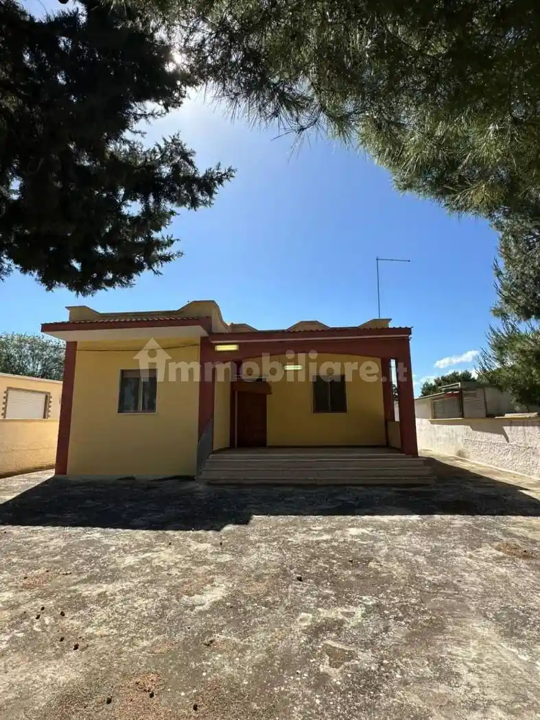 Villa in vendita a Maruggio