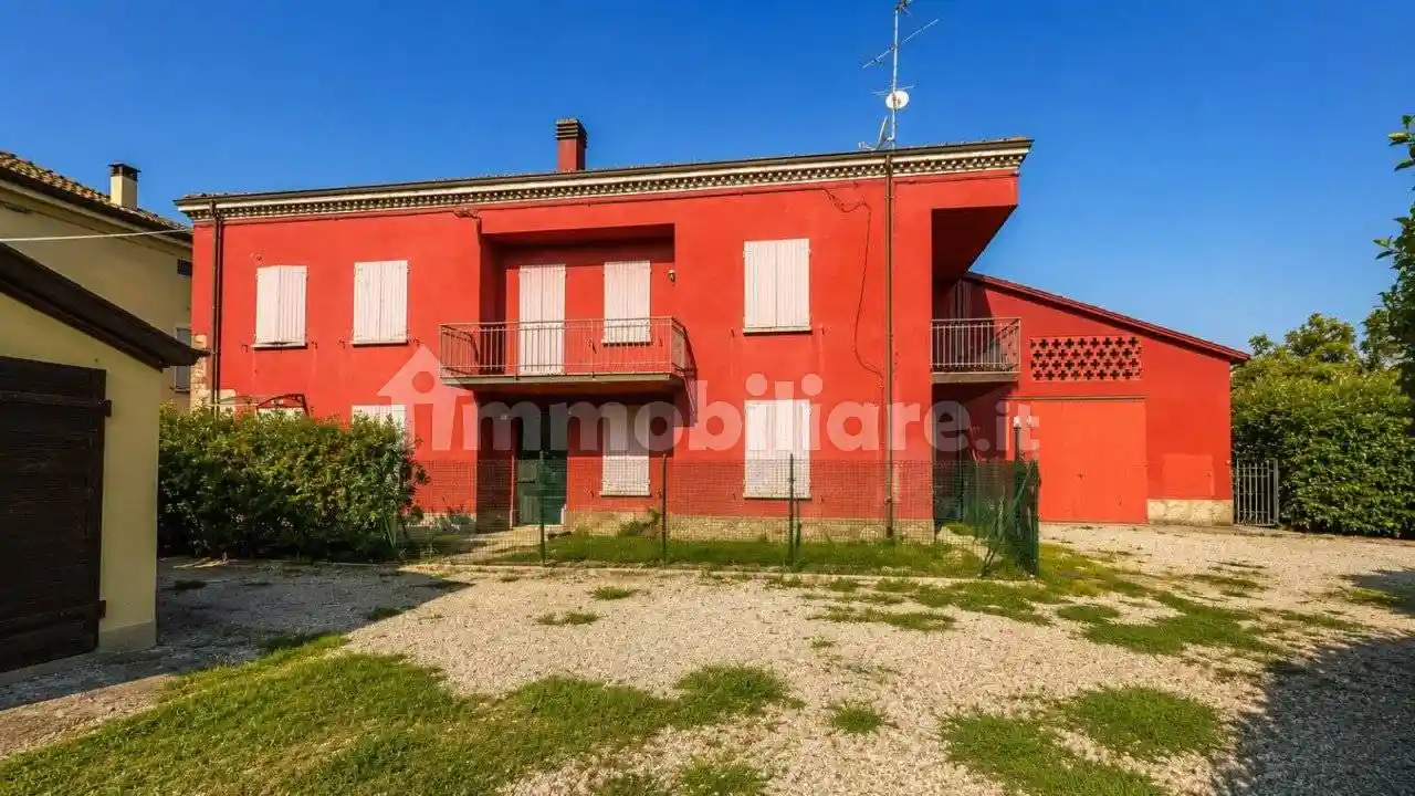 Appartamento in vendita a Montechiarugolo