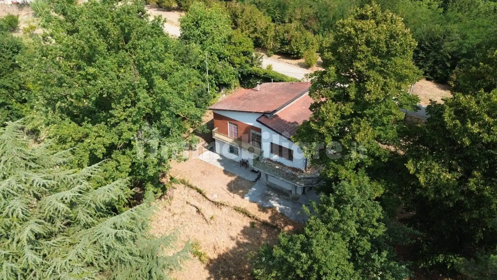 Casa indipendente in vendita a Monteu Roero