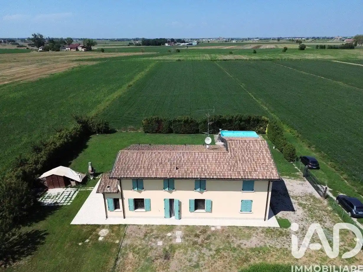 Villa in vendita a Concordia sulla Secchia