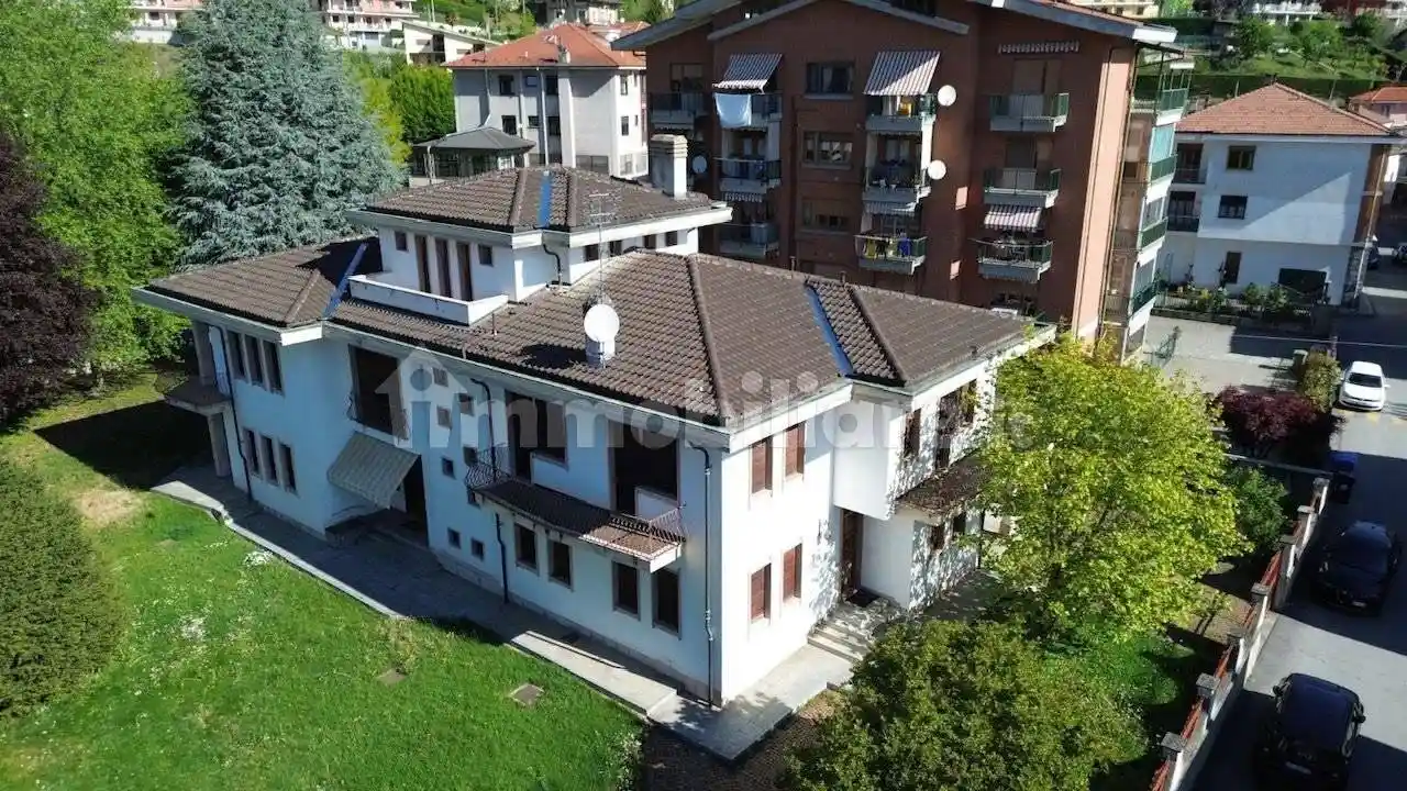 Casa indipendente in vendita a Paesana
