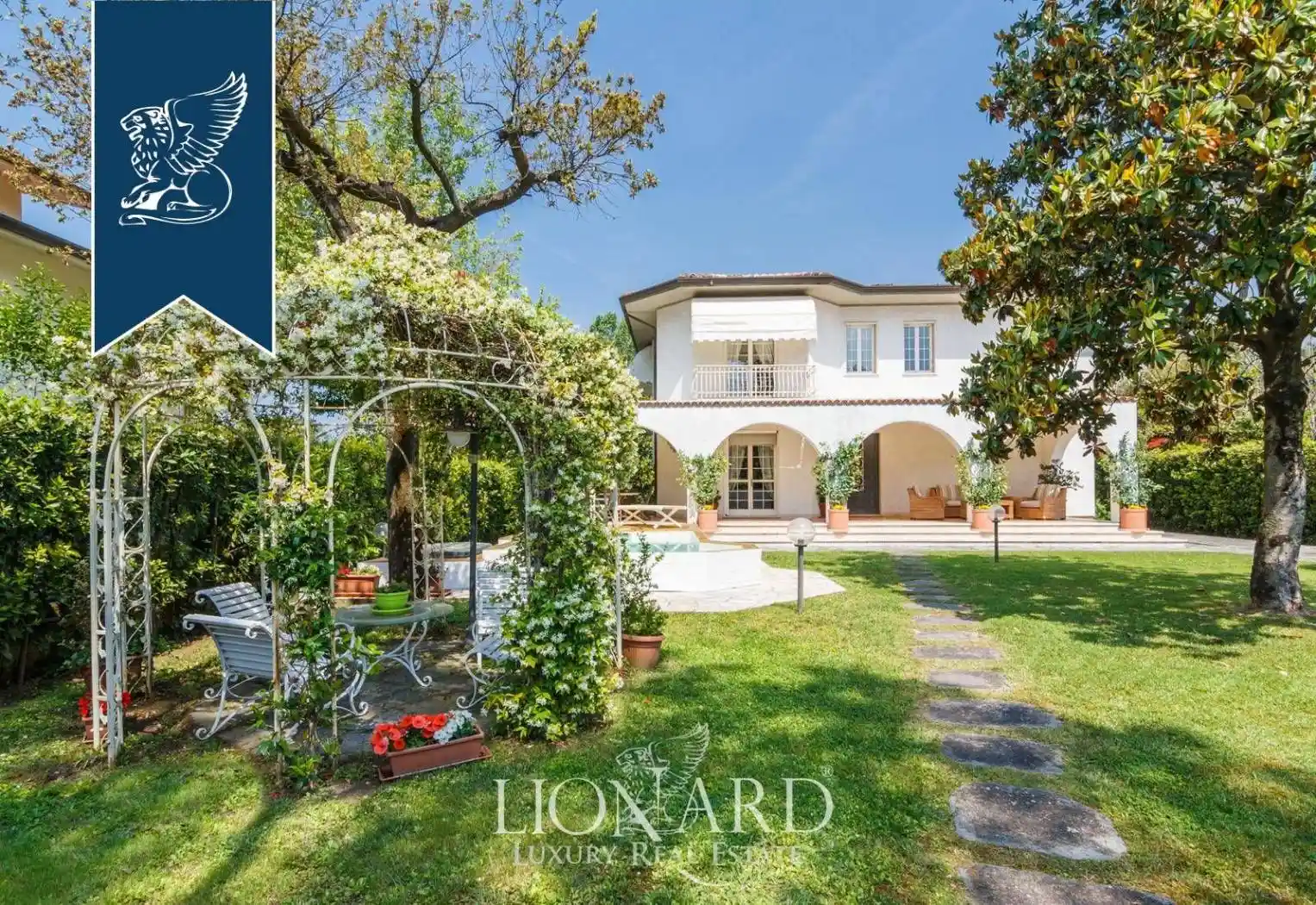 Villa in vendita a Forte dei Marmi
