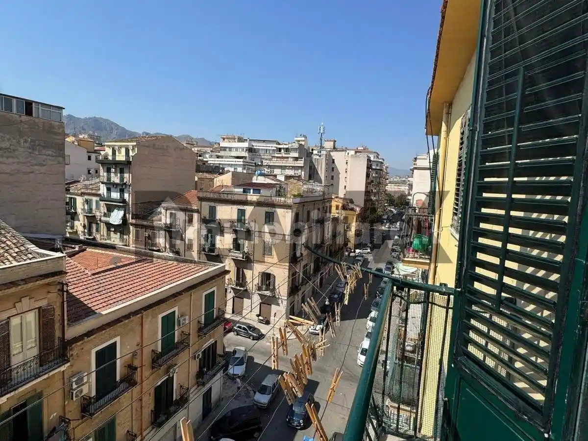 Appartamento in vendita a Palermo