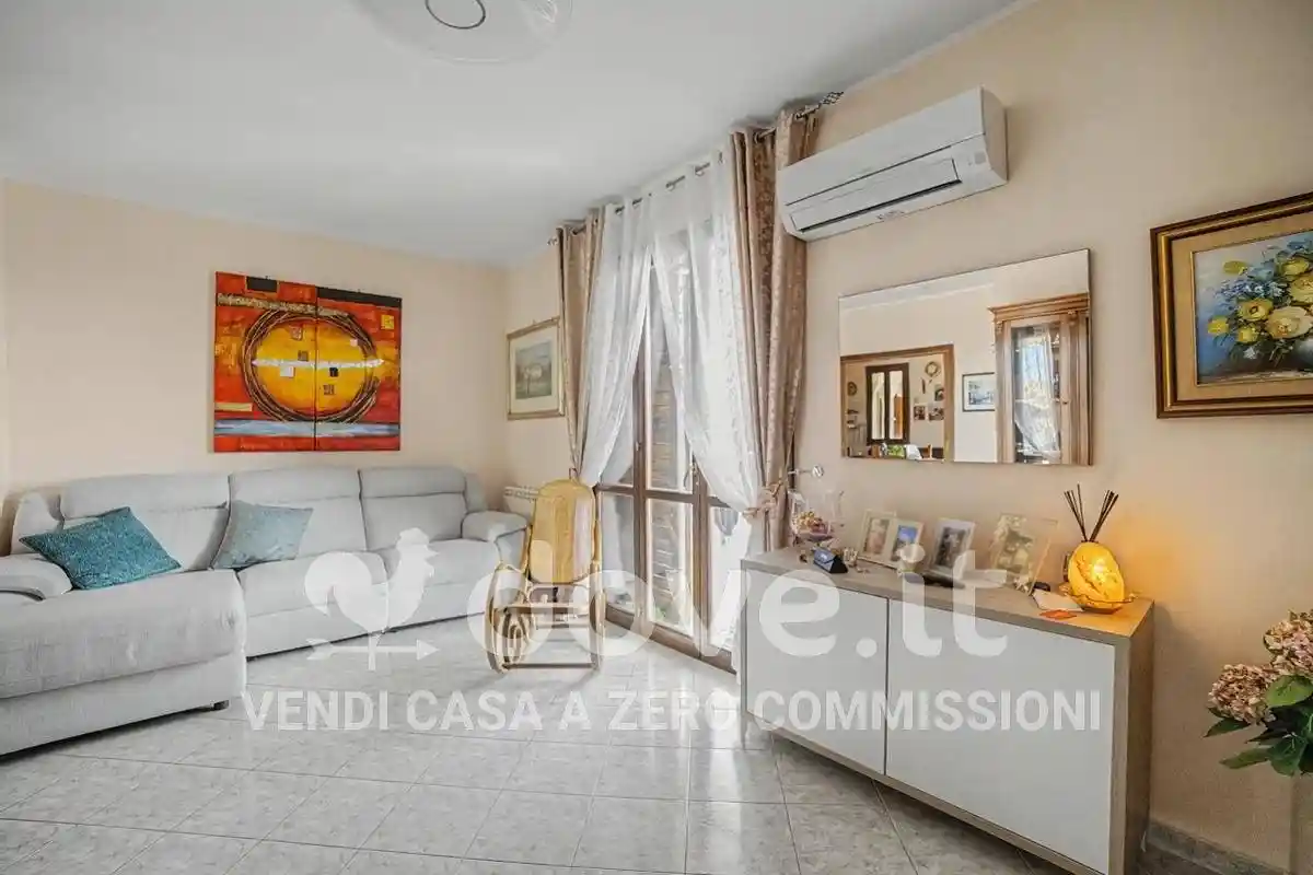 Appartamento in vendita a Aci Catena