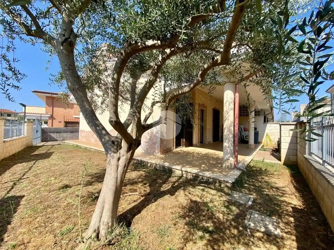 Villa in vendita a Anzio