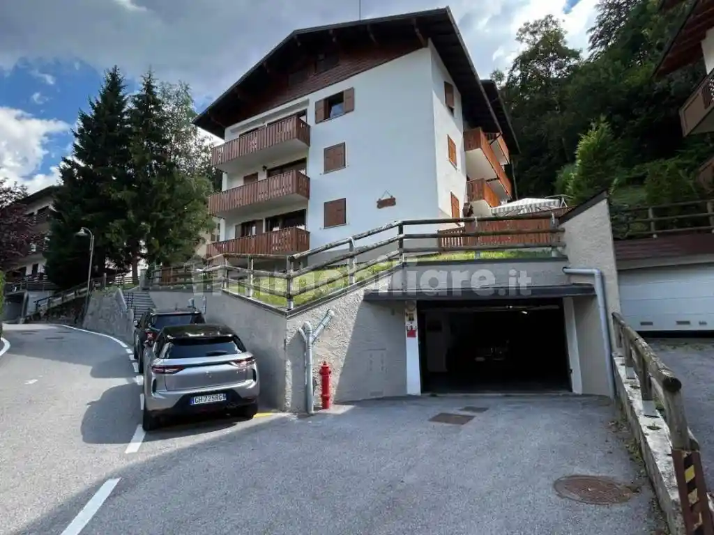 Appartamento in affitto a Giustino