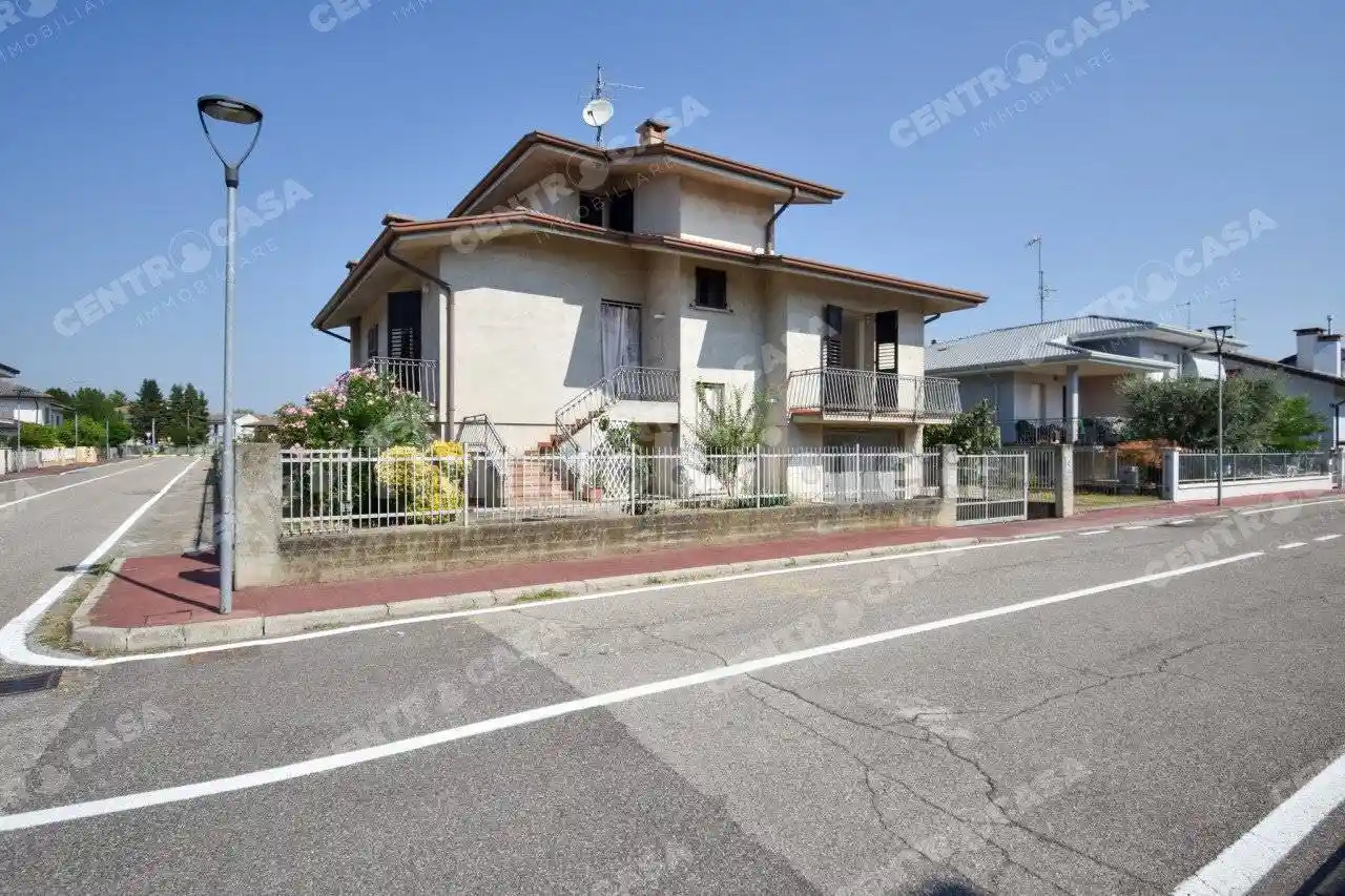 Casa indipendente in vendita a Legnago