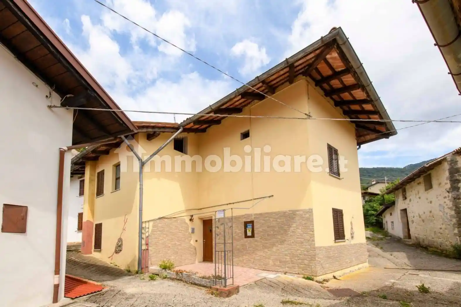 Casa indipendente in vendita a Pulfero