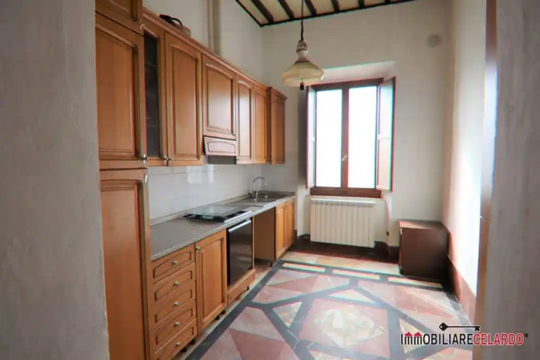 Appartamento in vendita a Colle di Val d'Elsa