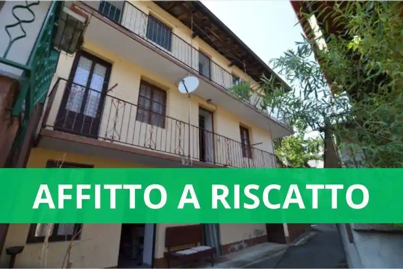 Casa indipendente in affitto a Traves