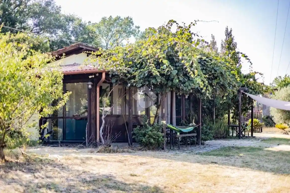 Villa in vendita a Campagnano di Roma
