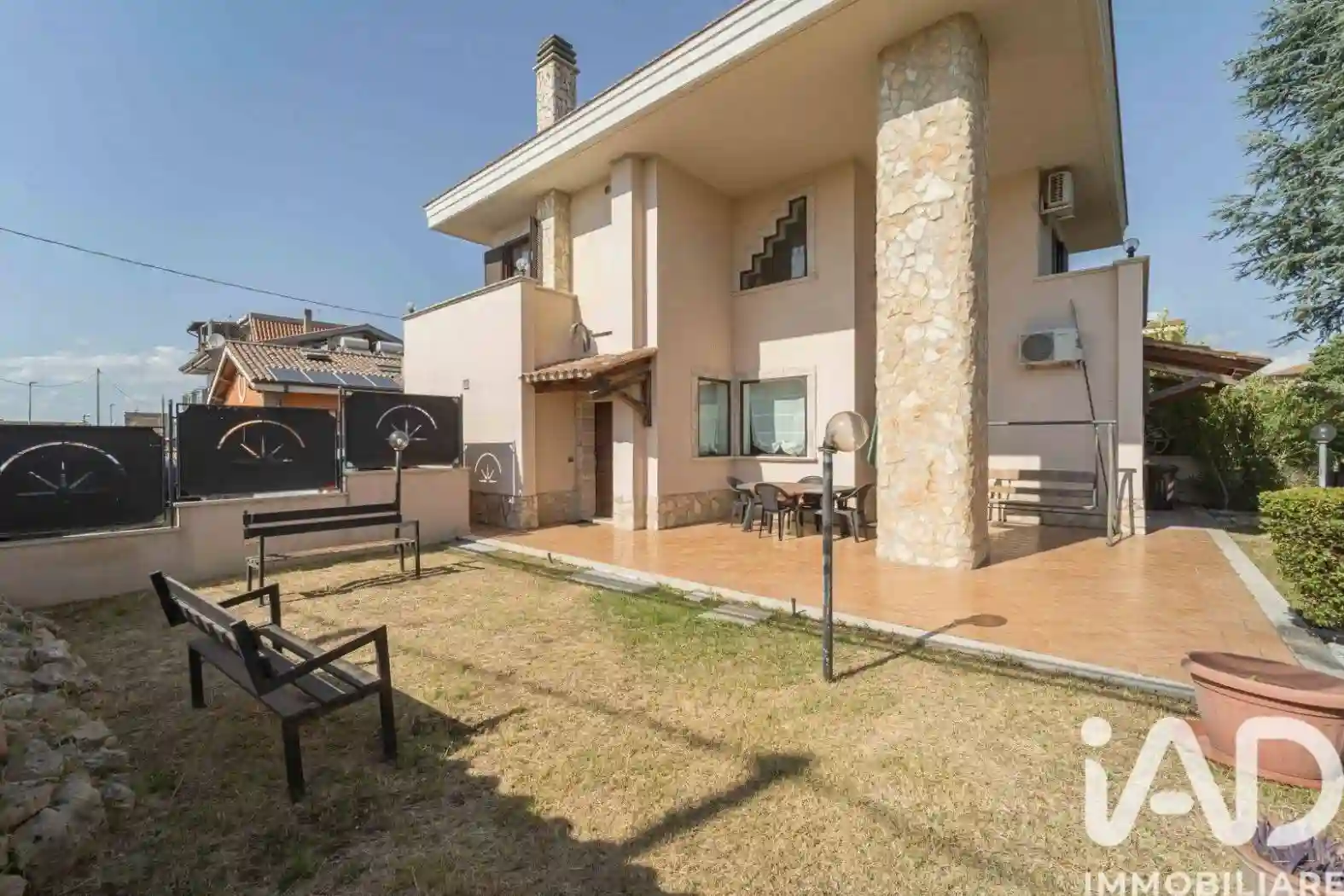 Villa - foto 2