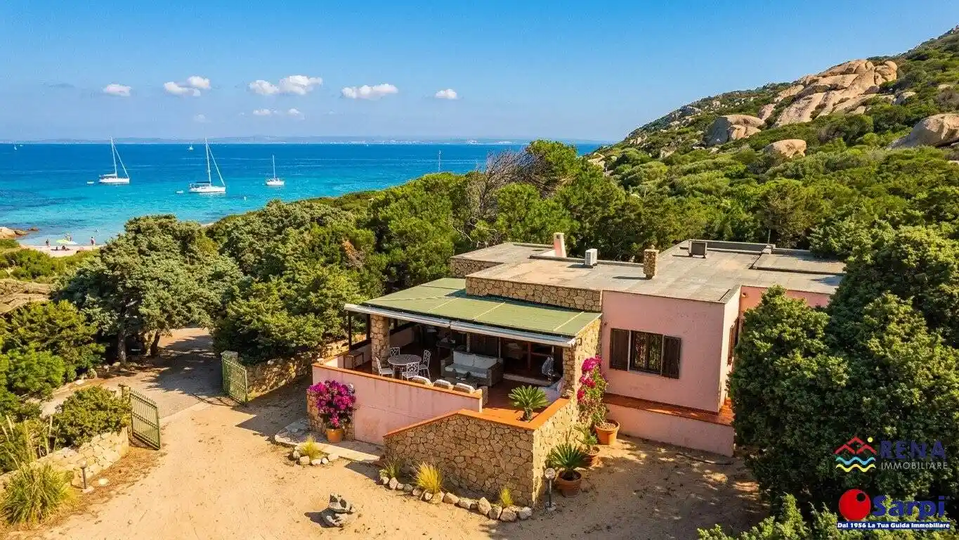 Villa in vendita a Santa Teresa Gallura