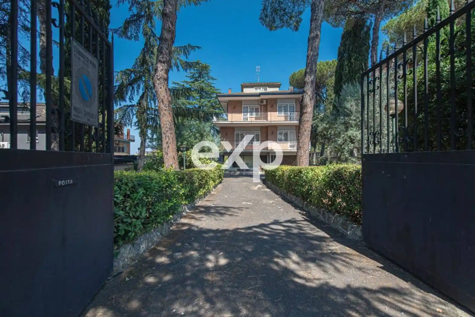 Casa indipendente in vendita a Roma