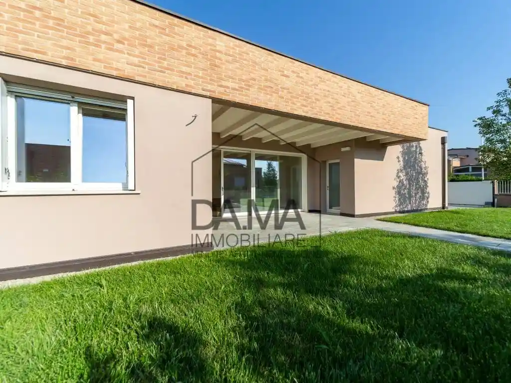 Casa indipendente in vendita a Sorbolo Mezzani