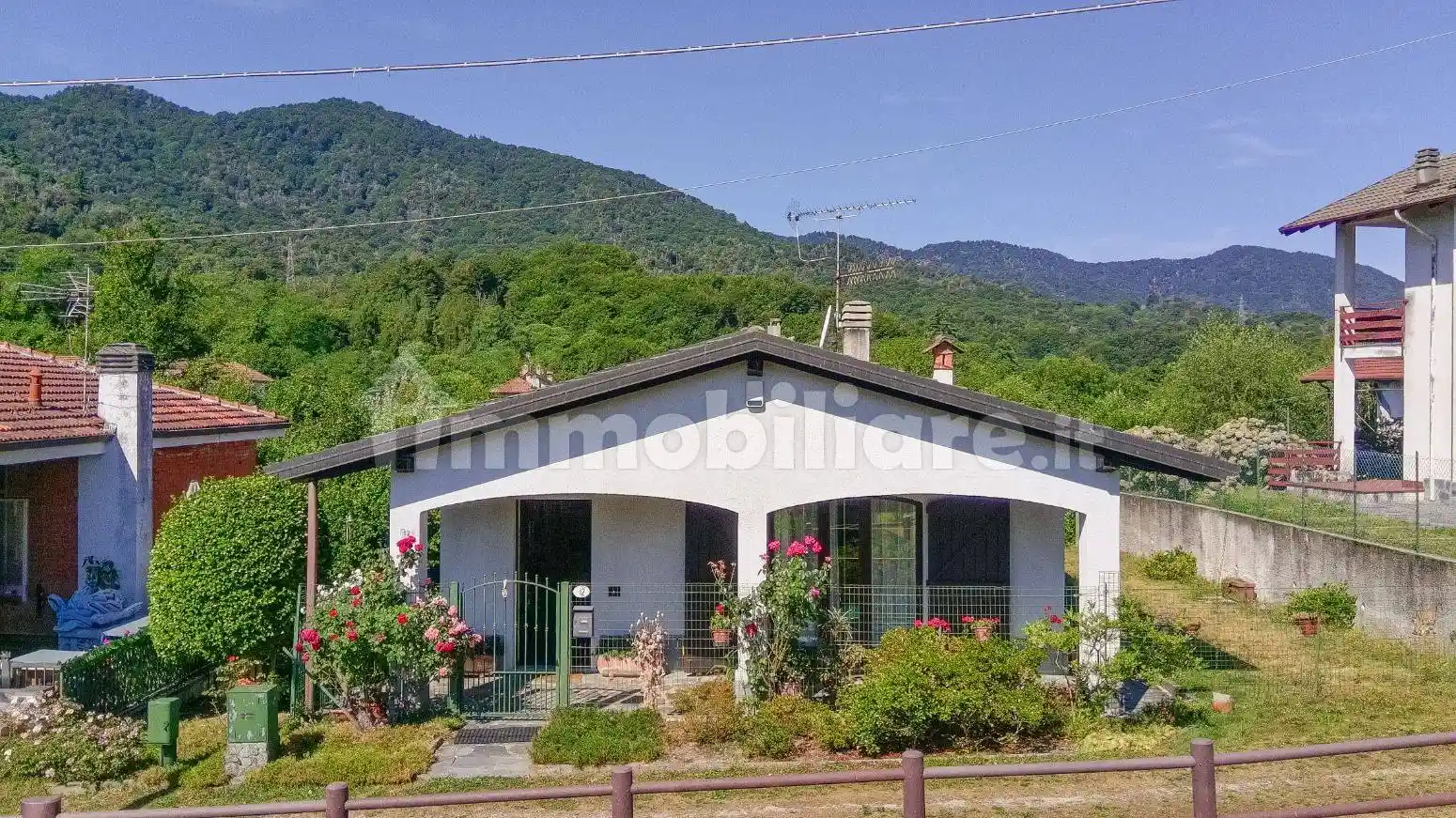 Villa in vendita a Madonna del Sasso